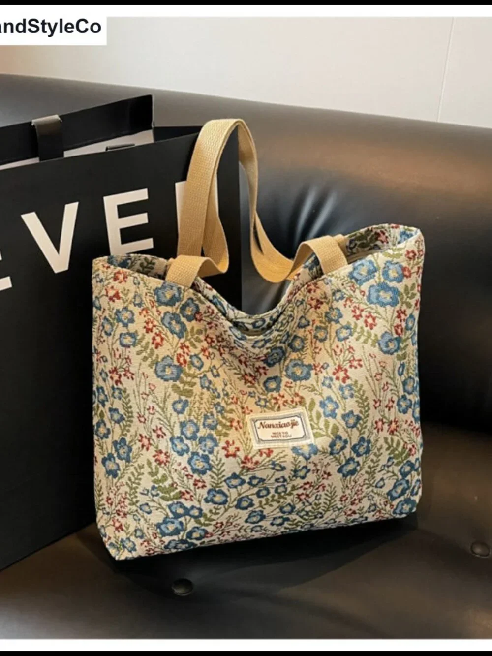 Floral Embroidered Canvas Tote Bag with Zipper, Patchwork Vintage Purse, Cute